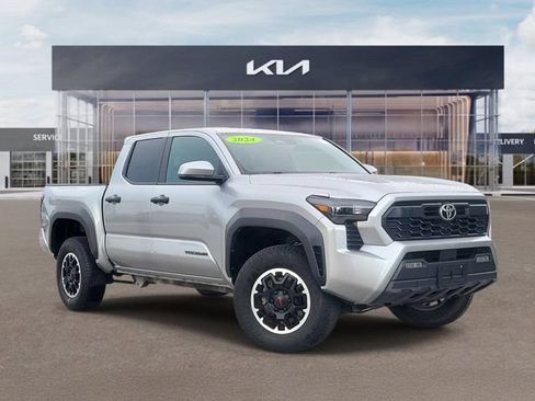 Used 2024 Toyota Tacoma TRD Off-Road AWD/4WD image 1