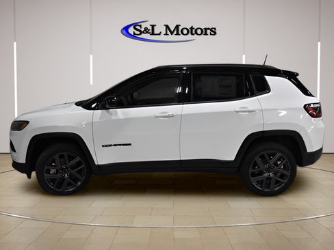 New 2026 Jeep Compass Limited AWD/4WD image 3