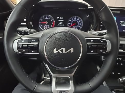 Used 2023 Kia K5 GT-Line image 18