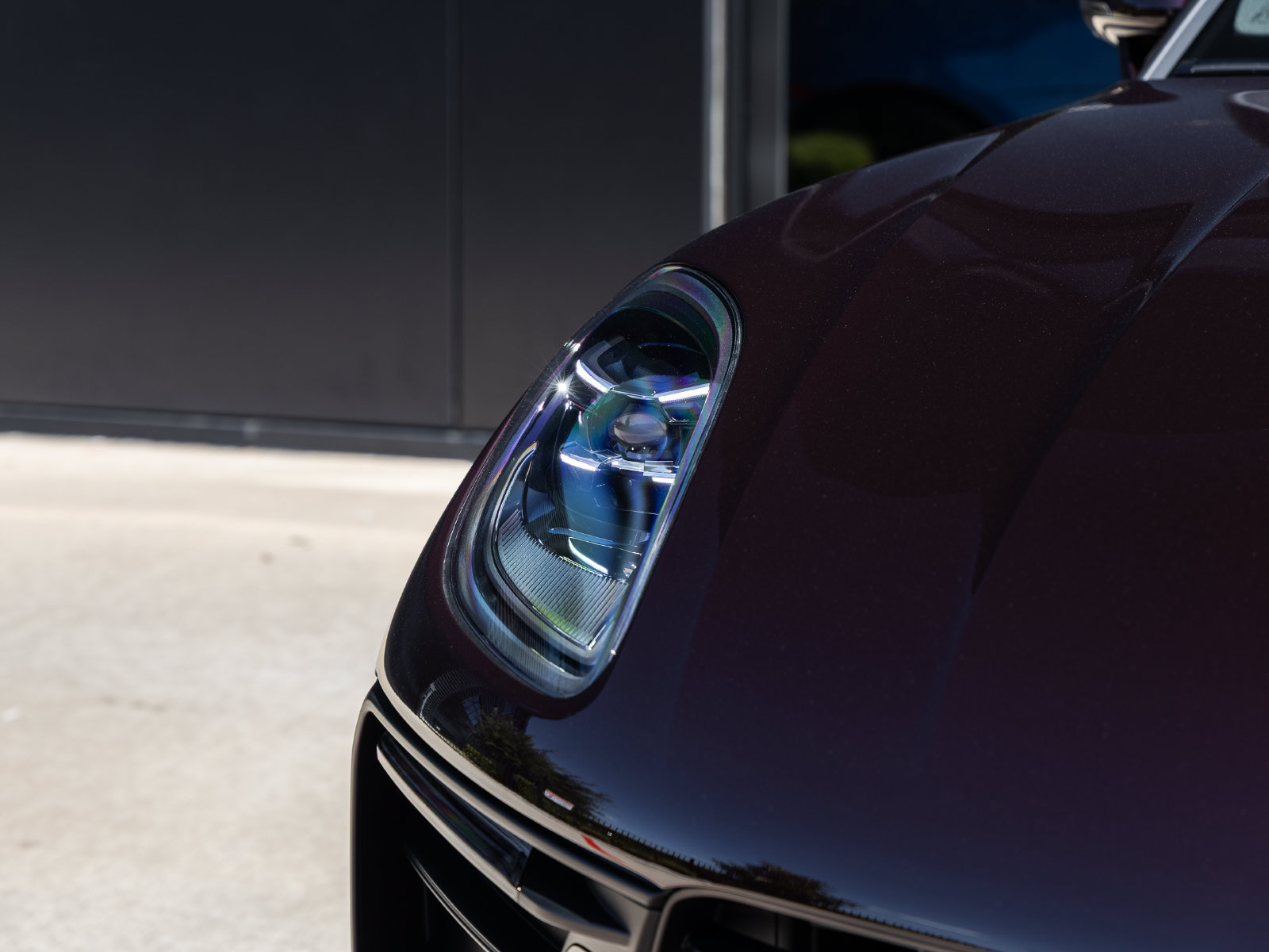 Certified 2026 Porsche Macan AWD/4WD image 18