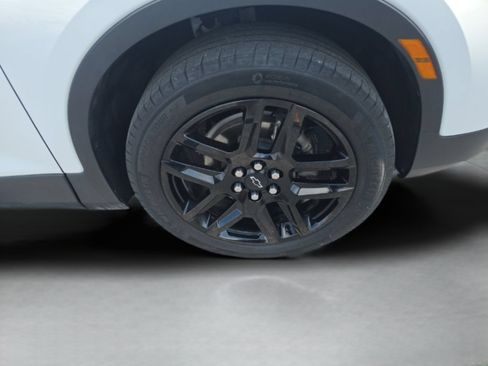 Used 2024 Chevrolet Blazer LT w/ Convenience Package FWD image 15