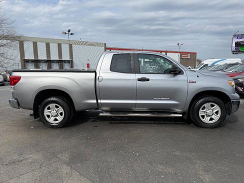 Used 2010 Toyota Tundra 2WD Double Cab image 4