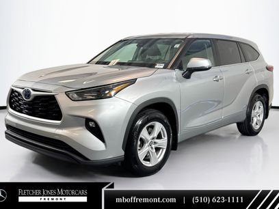 Used 2023 Toyota Highlander LE