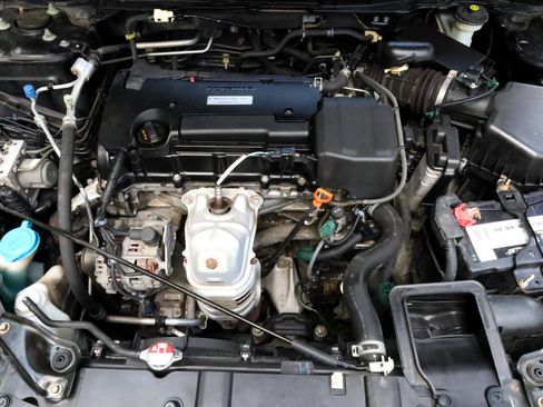 Used 2016 Honda Accord LX image 15