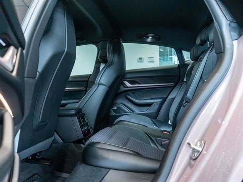 Certified 2025 Porsche Taycan RWD image 25