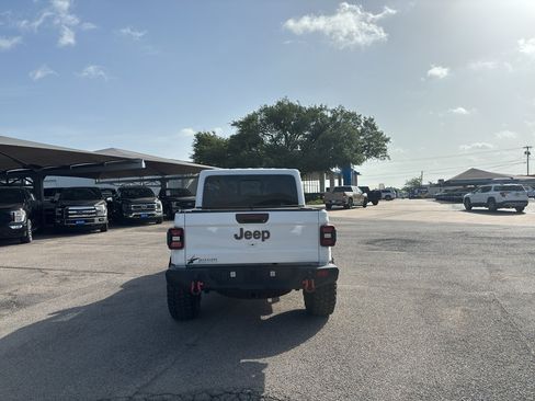 Used 2022 Jeep Gladiator Rubicon w/ LED Lighting Group AWD/4WD image 6