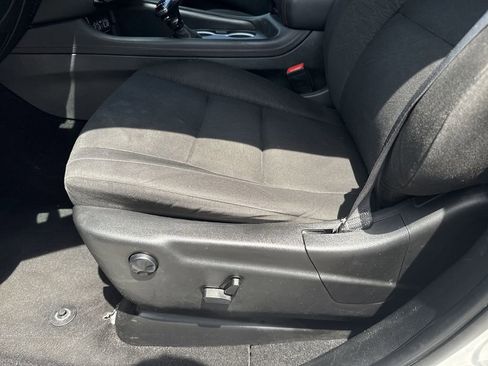 Used 2023 Dodge Durango GT RWD image 13