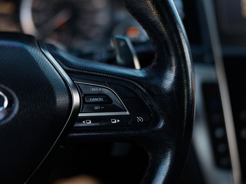 Used 2018 INFINITI Q50 Red Sport 400 w/ Sensory Package (Sport) image 32