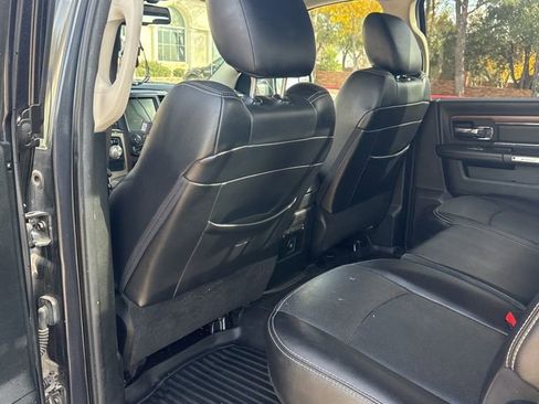 Used 2017 RAM 1500 Laramie w/ Convenience Group image 9