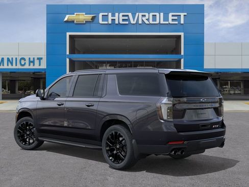 New 2026 Chevrolet Suburban RST w/ Comfort Package AWD/4WD image 3