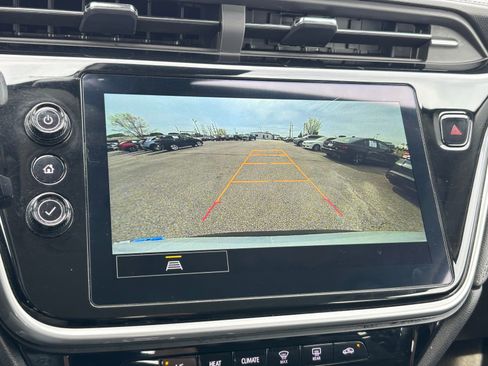 Used 2023 Chevrolet Bolt EUV LT FWD image 6