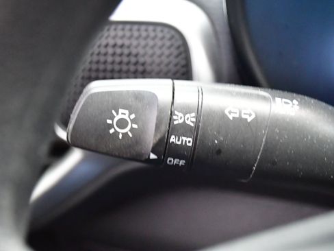 Used 2025 Kia Soul LX w/ LX Technology Package image 20