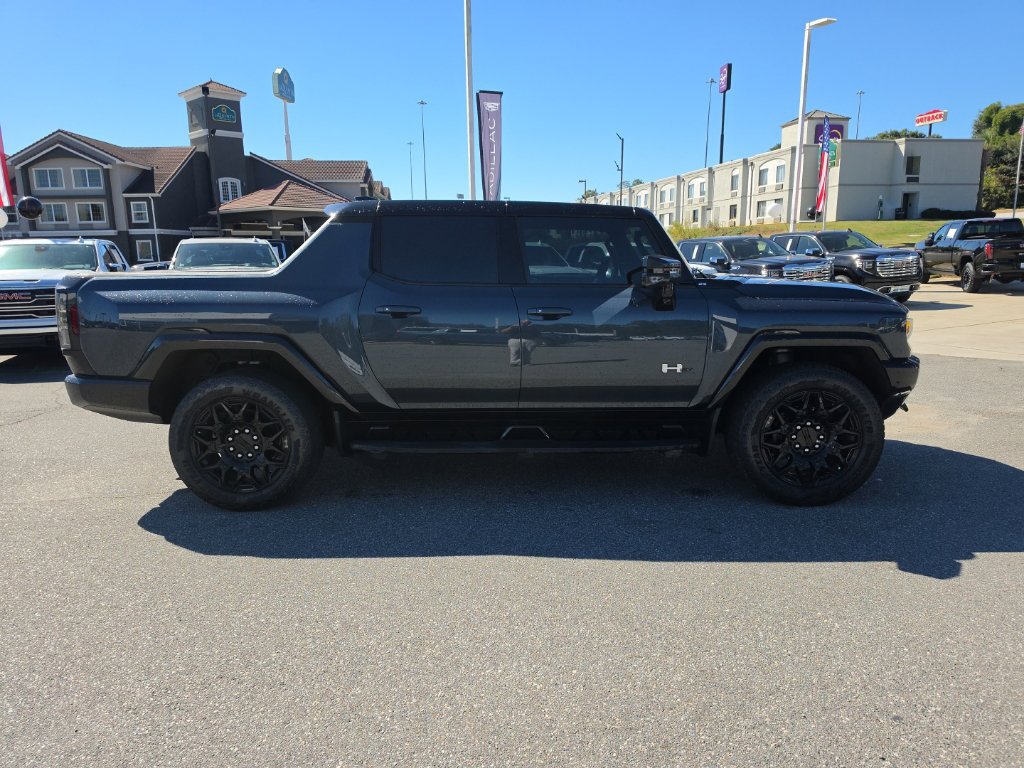 Used 2025 GMC Hummer EV 2X AWD/4WD image 8