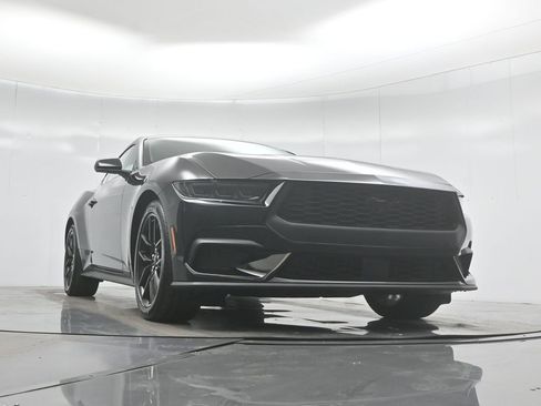 New 2026 Ford Mustang Coupe image 42