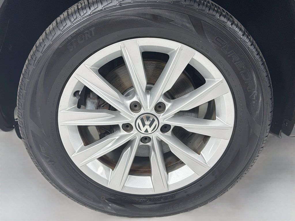 Used 2017 Volkswagen Tiguan Limited w/ Premium Package AWD/4WD image 29