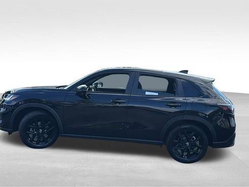 Used 2023 Honda HR-V Sport image 4