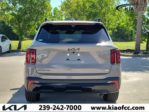 New 2026 Kia Sorento SX Prestige w/ Olive Brown Leather Package AWD/4WD image 5
