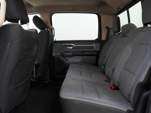 Used 2020 RAM 1500 Big Horn AWD/4WD image 19