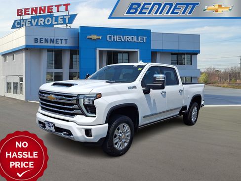 Certified 2024 Chevrolet Silverado 2500 High Country w/ High Country Premium Package AWD/4WD image 1