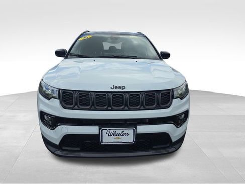 Used 2026 Jeep Compass Limited AWD/4WD image 8