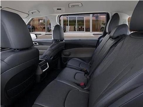 New 2026 Kia Carnival EX image 72