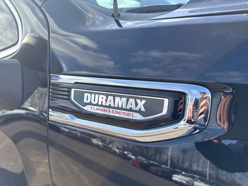 Used 2024 GMC Sierra 1500 SLE w/ X31 Off-Road Package AWD/4WD image 35