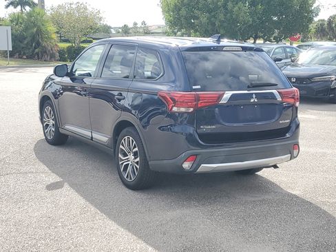 Used 2018 Mitsubishi Outlander ES image 6