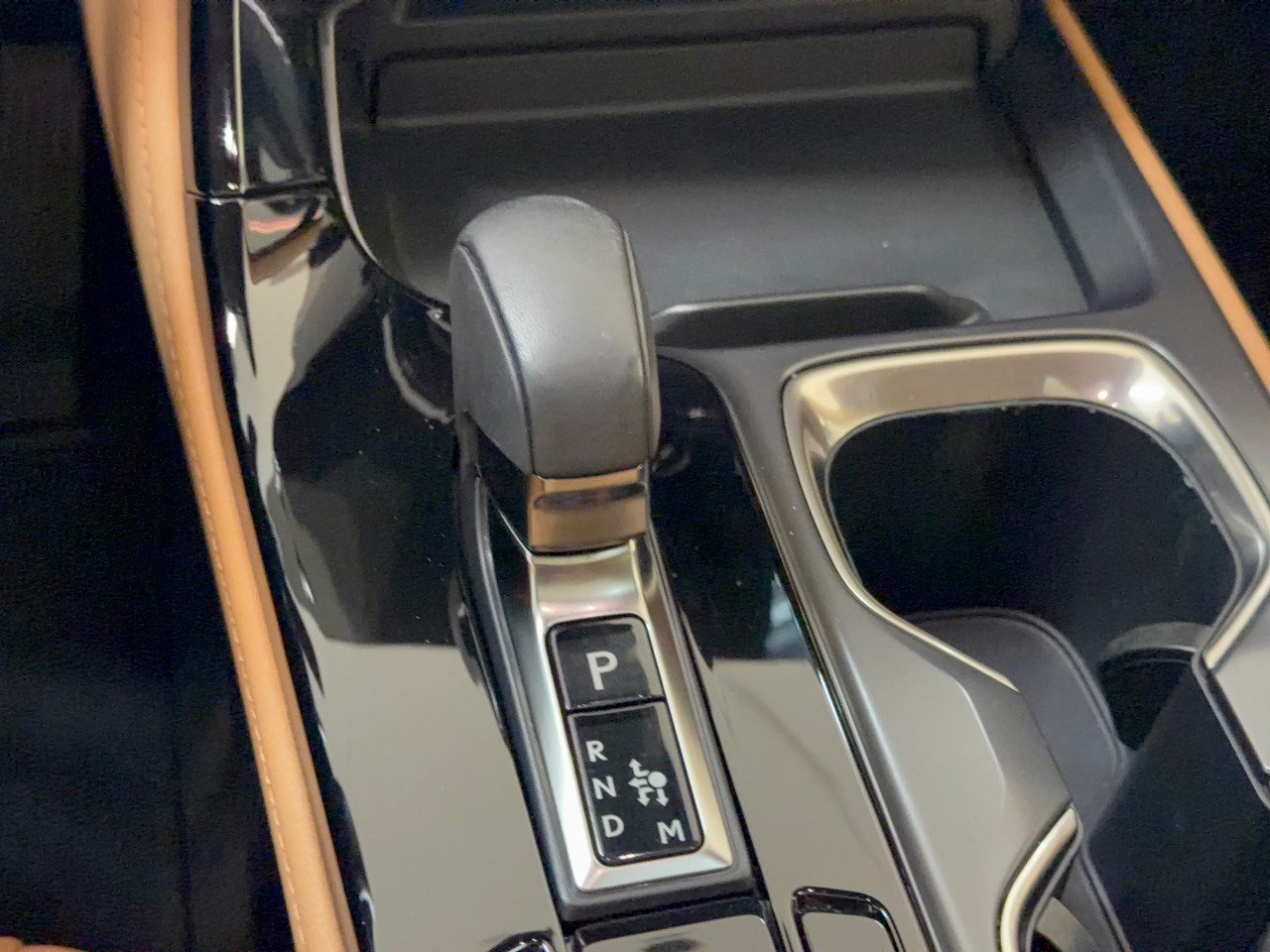 Used 2024 Lexus NX 250 FWD w/ Towing Package (2000 Lbs) image 21