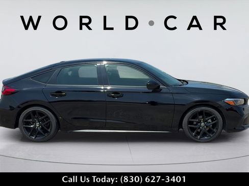 Used 2022 Honda Civic Sport image 3