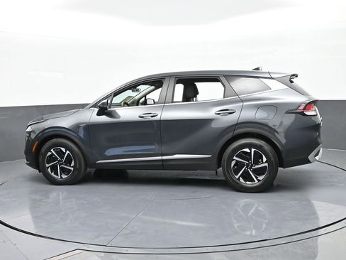 Used 2024 Kia Sportage LX image 3