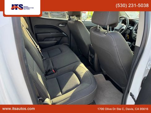 Used 2018 Chevrolet Colorado LT w/ Safety Package image 12