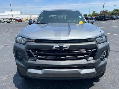 Used 2025 Chevrolet Colorado Trail Boss AWD/4WD image 6