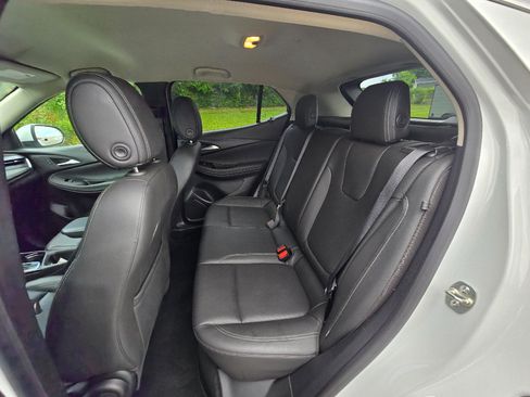 Used 2024 Buick Encore GX Sport Touring FWD image 19
