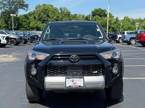 Certified 2023 Toyota 4Runner TRD Off-Road Premium AWD/4WD image 11