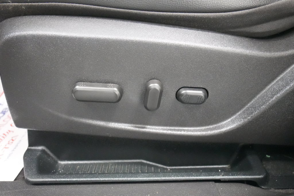 Used 2018 Ford Escape SEL AWD/4WD image 15