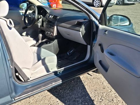 Used 2009 Chevrolet Cobalt LS FWD image 13