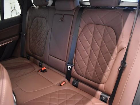 Used 2026 BMW X5 xDrive40i AWD/4WD image 7