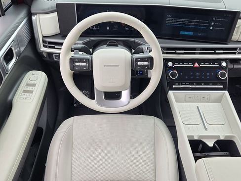 Used 2024 Hyundai Santa Fe SEL FWD image 13