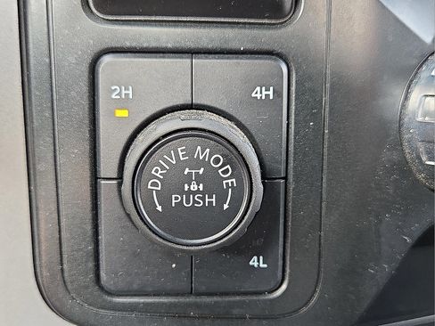 Used 2024 Ford F150 XLT w/ Mobile Office Package image 20