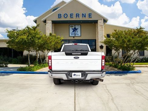 Used 2020 Ford F250 XLT w/ XLT Premium Package image 4