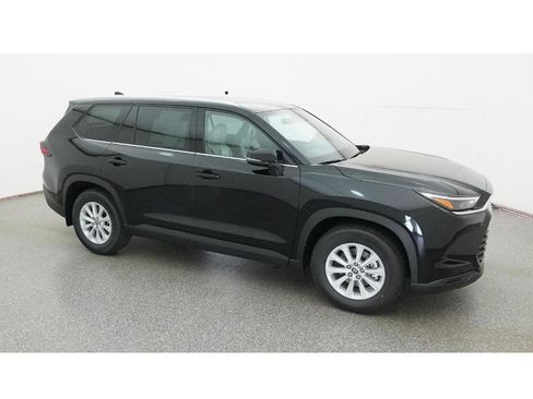 New 2026 Toyota Grand Highlander XLE image 12