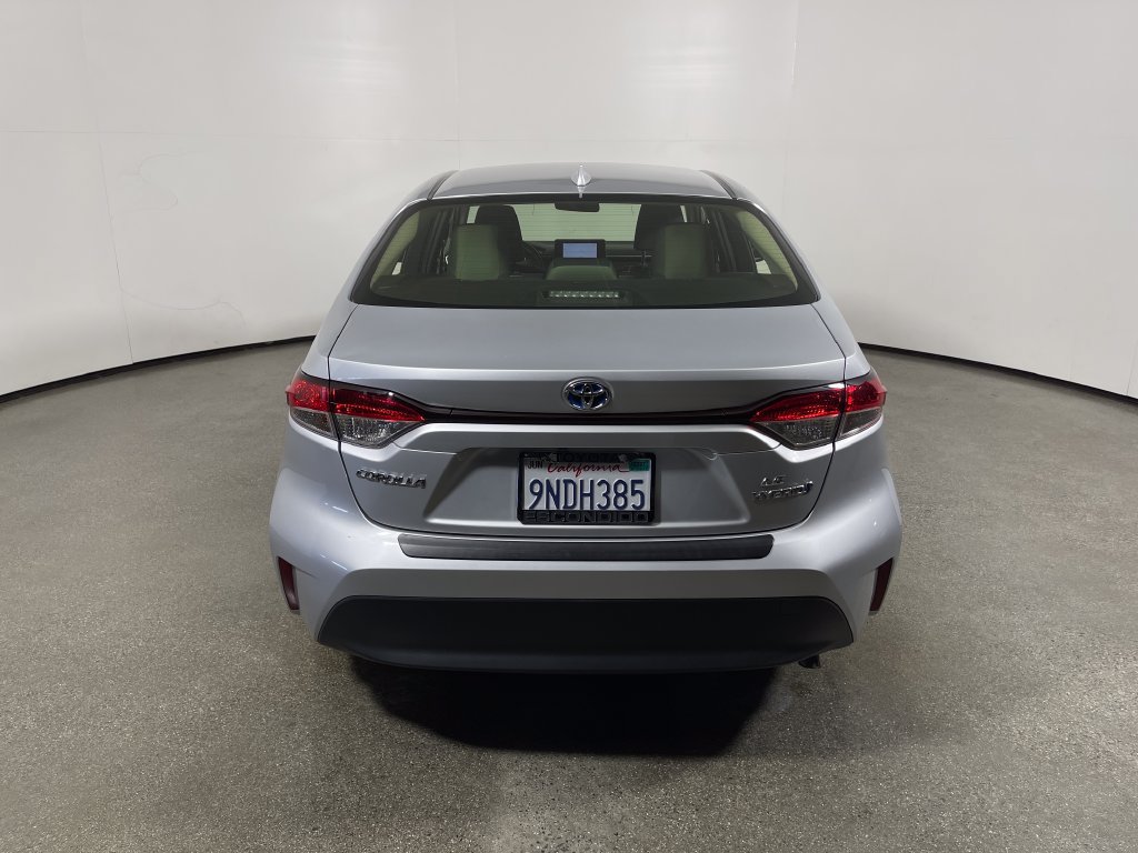 Used 2024 Toyota Corolla LE FWD image 4