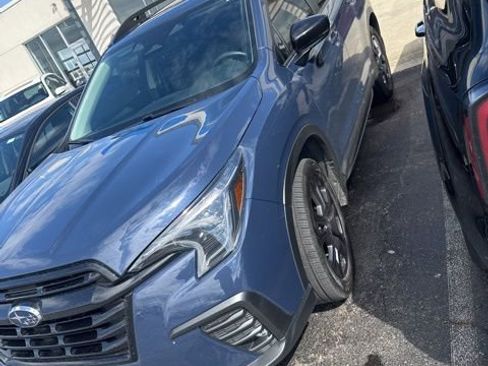 Used 2024 Subaru Ascent Onyx Edition w/ Popular Package Onyx image 3