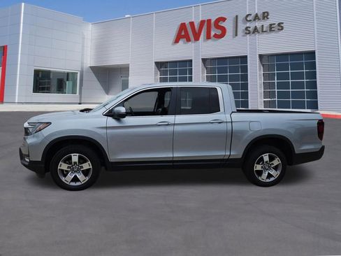 Used 2025 Honda Ridgeline RTL image 2