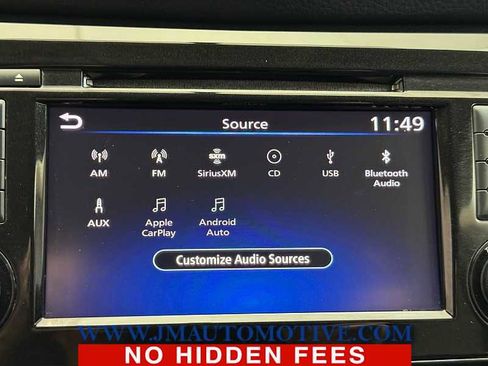 Used 2018 Nissan Rogue SV AWD/4WD image 24