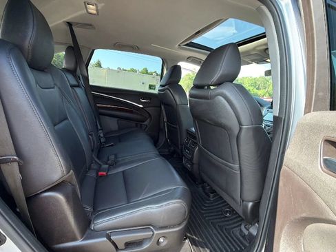 Used 2017 Acura MDX SH-AWD image 50