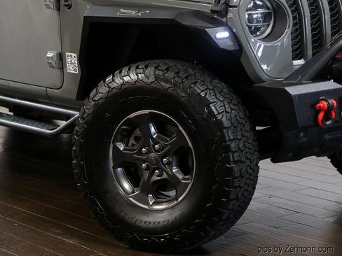Used 2022 Jeep Gladiator Rubicon w/ LED Lighting Group AWD/4WD image 3