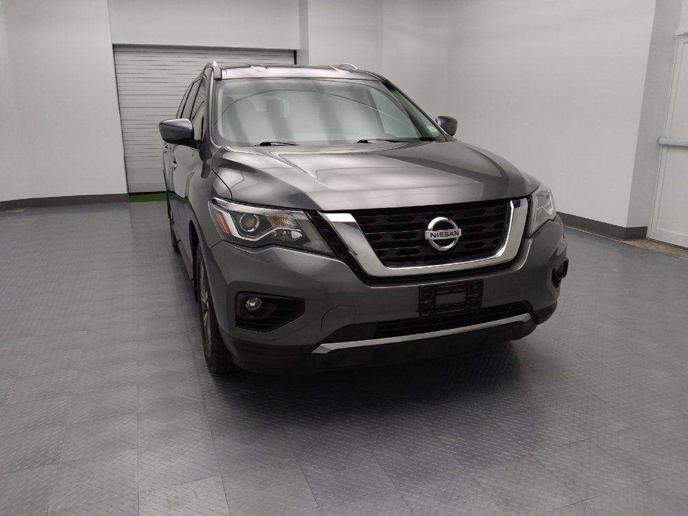 Used 2020 Nissan Pathfinder SV AWD/4WD image 14