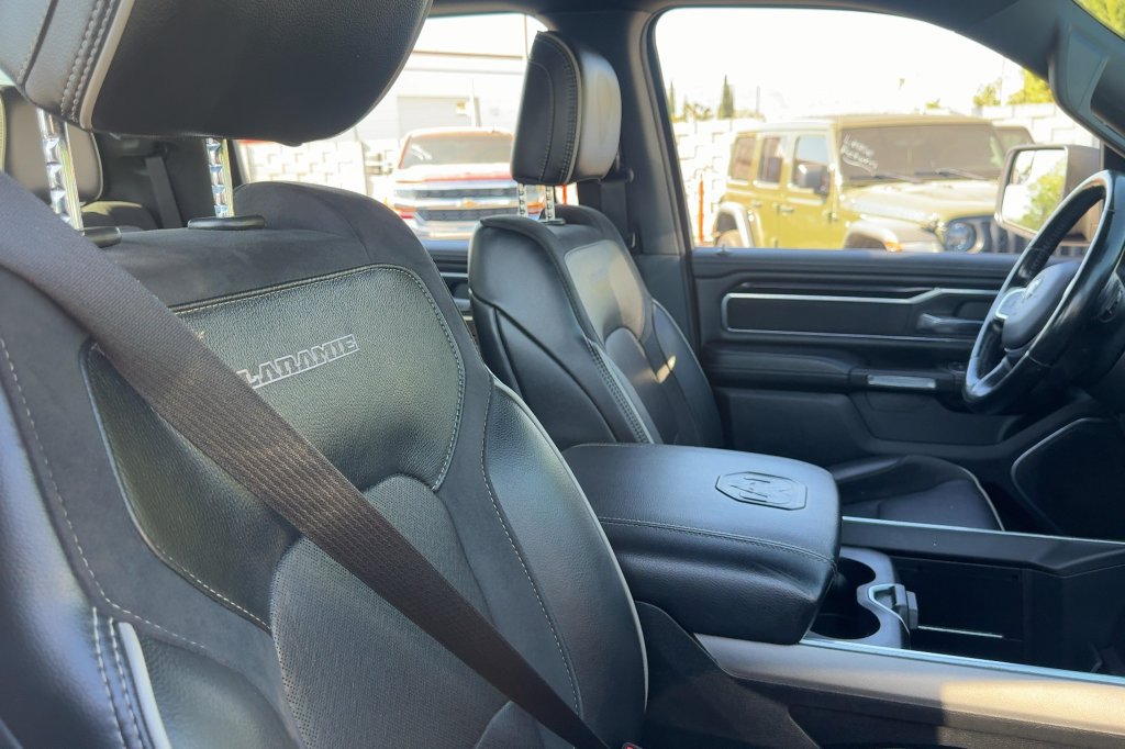 Used 2022 RAM 1500 Laramie w/ Sport Appearance Package AWD/4WD image 15