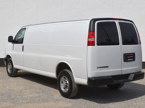Used 2021 Chevrolet Express 2500 Extended w/ Driver Convenience Package RWD image 34